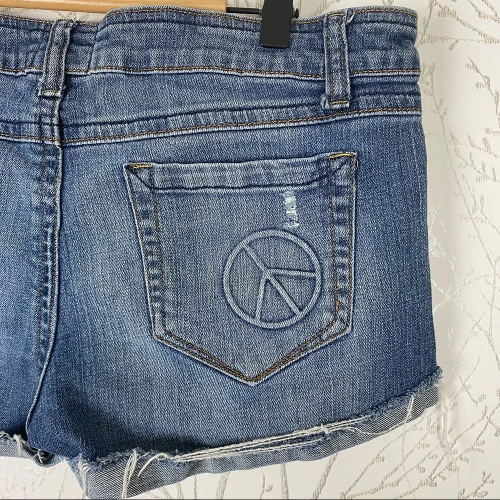 MUDD Y2K Embroidered Jean Short Short Size 11